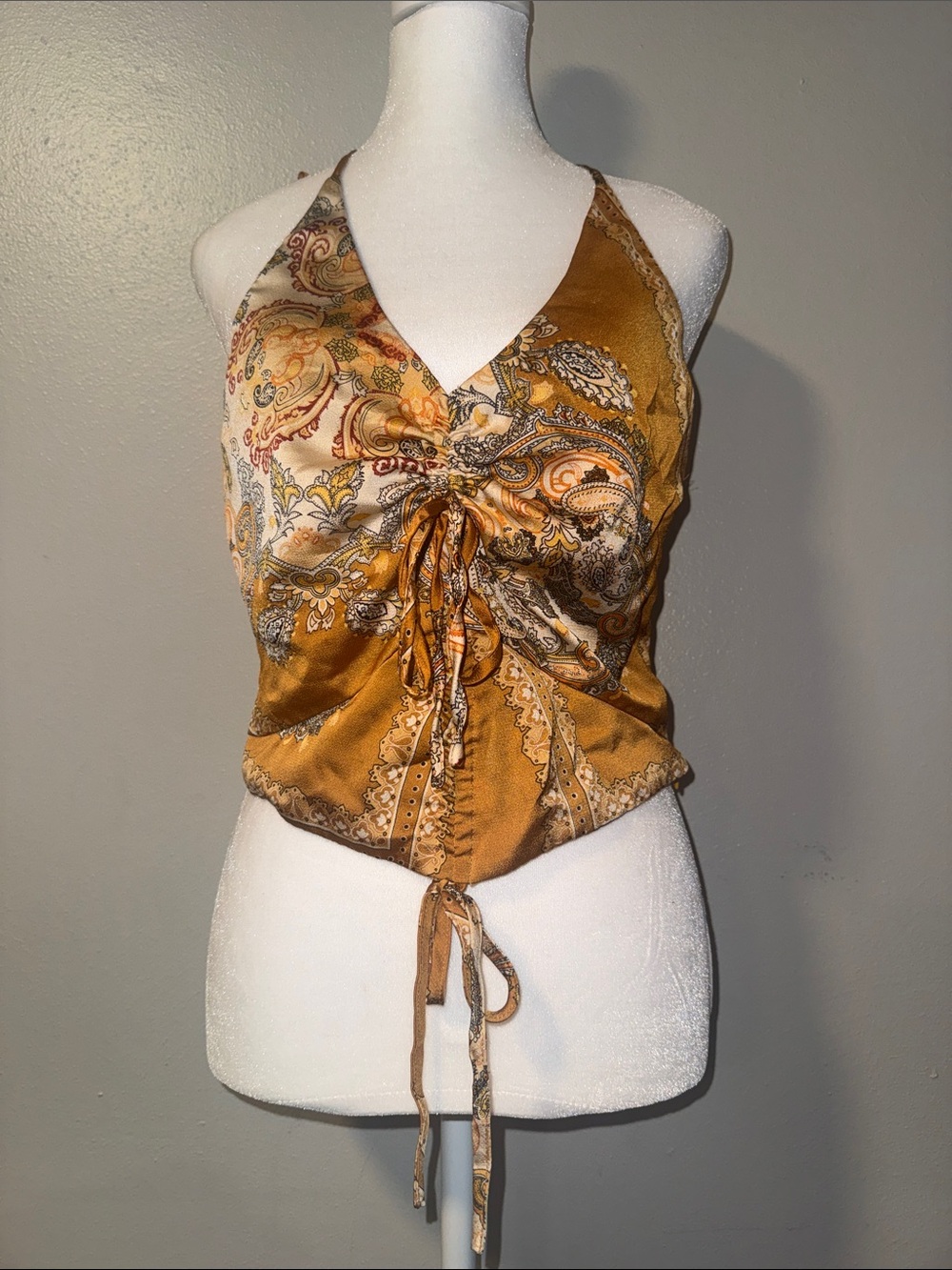 superdown Gold Paisley Halter Tie-Front Camisole
